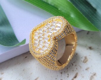 Digitální fritéza s objemem 8 litrů