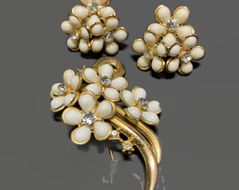 Vintage Earrings & Brooch/ Floral Clusters/ 1950s Screw On Earrings/ Retro Mid Century Jewelry