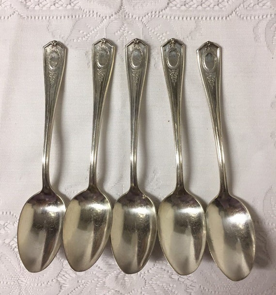S Vintage grape silverplate Rogers Serving Spoon vg