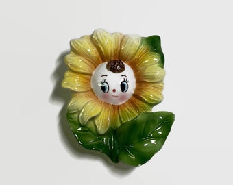 Sunflower Face Wall Pocket Plaque Figurine Anthropomorphic - Mid Century Collectible - Retro Wall Decor - 1950s PY Miyao Japan