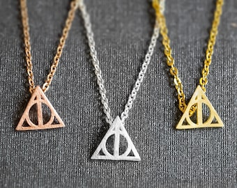 Geometric Triangle Necklace - Geometric