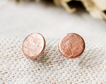 Patterned circle stud earrings 0.7 cm - rose gold - circle - mini - stainless steel or 925 sterling silver