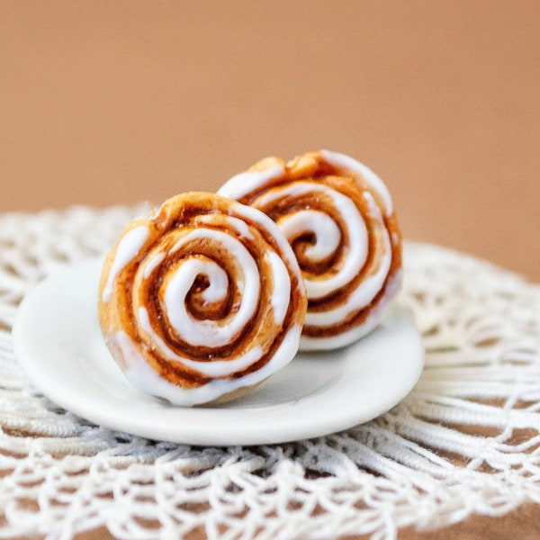 Zimtschnecken Ohrstecker Miniature food - Zimtrolle - Essen - Cinnamon Roll - Fimo