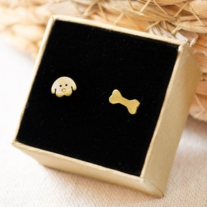 Dog stud earrings - 925 gold-coloured / silver-coloured - 925 Sterling silver - Dog - brushed - gift idea