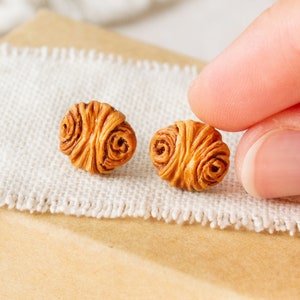 Franzbrötchen earrings - Version 2 - Miniature food Polymer Clay