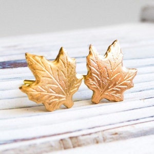 Leaf Stud Earrings - Gold-colored - Maple - Plant - Leaf - acer - Brass