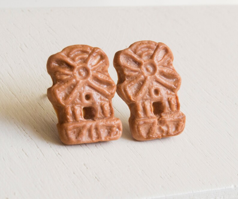 Spekulatius biscuits stud earrings Miniature food-biscuit-Food-Food-Fimo-Hypoallergenic-stainless steel