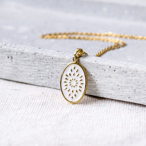Medallion Necklace White Gold - Bohemian l Boho l Circle Coin