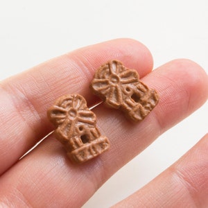Speculatius biscuits earrings Miniaturefood biscuit food Fimo hypoallergenic stainless steel image 5