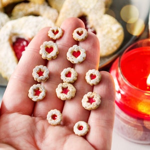Jam biscuit earrings Miniature Food image 6