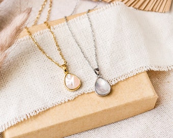 Drop mother of pearl necklace gold / silver - shell white