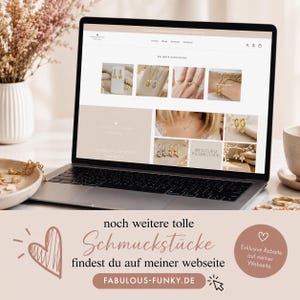 K&ouml;nnte beinhalten: Ein Laptop zeigt die Website Fabulous-Funky.de mit Schmuckkategorien und Produktbildern. Unter dem Bildschirm steht der Text: noch weitere tolle Schmuckst&uuml;cke findest du auf meiner webseite, erg&auml;nzt durch ein Herzsymbol und den Link.