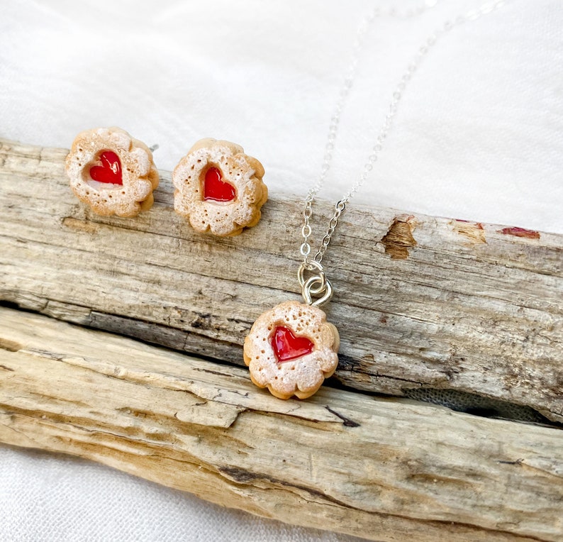 Jam biscuit earrings Miniature Food image 3