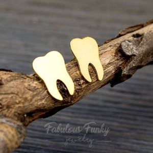 Tooth Stud Earrings Gold Tone image 7
