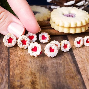 Jam biscuit earrings Miniature Food image 2