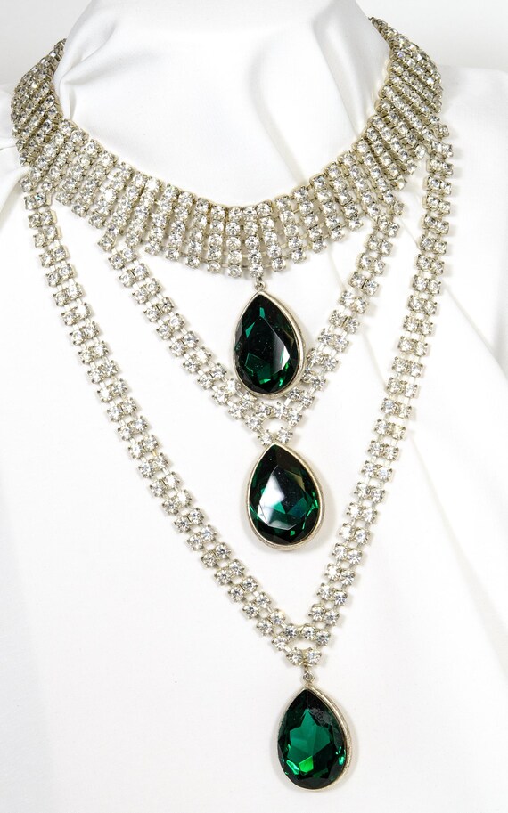Vintage Rhinestone Collar with Emerald Pear Drops… - image 8