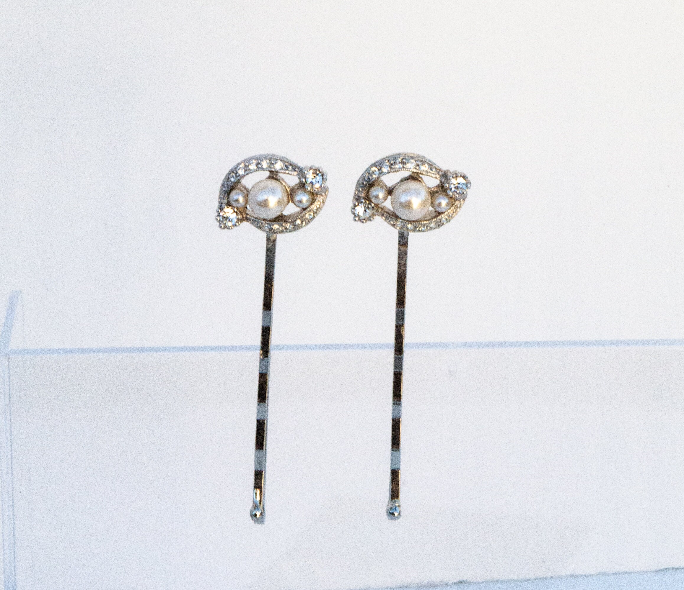 Vintage Crystal and Pearl Bobby Pin Set - Elegant Bridal Hair Accessories