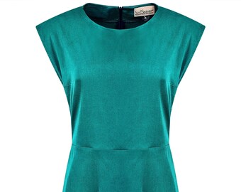 Short dress flared satin