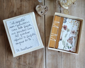 Notebook with seedable paper flower and box with dedication