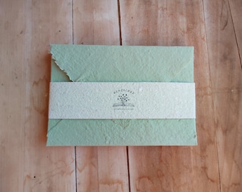 Writing paper, handmade envelopes made of recycled paper, greeting cards, personalized envelopes, about 16 x 11