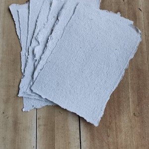carta riciclata , carta fatta a mano, fogli in carta bianca A4