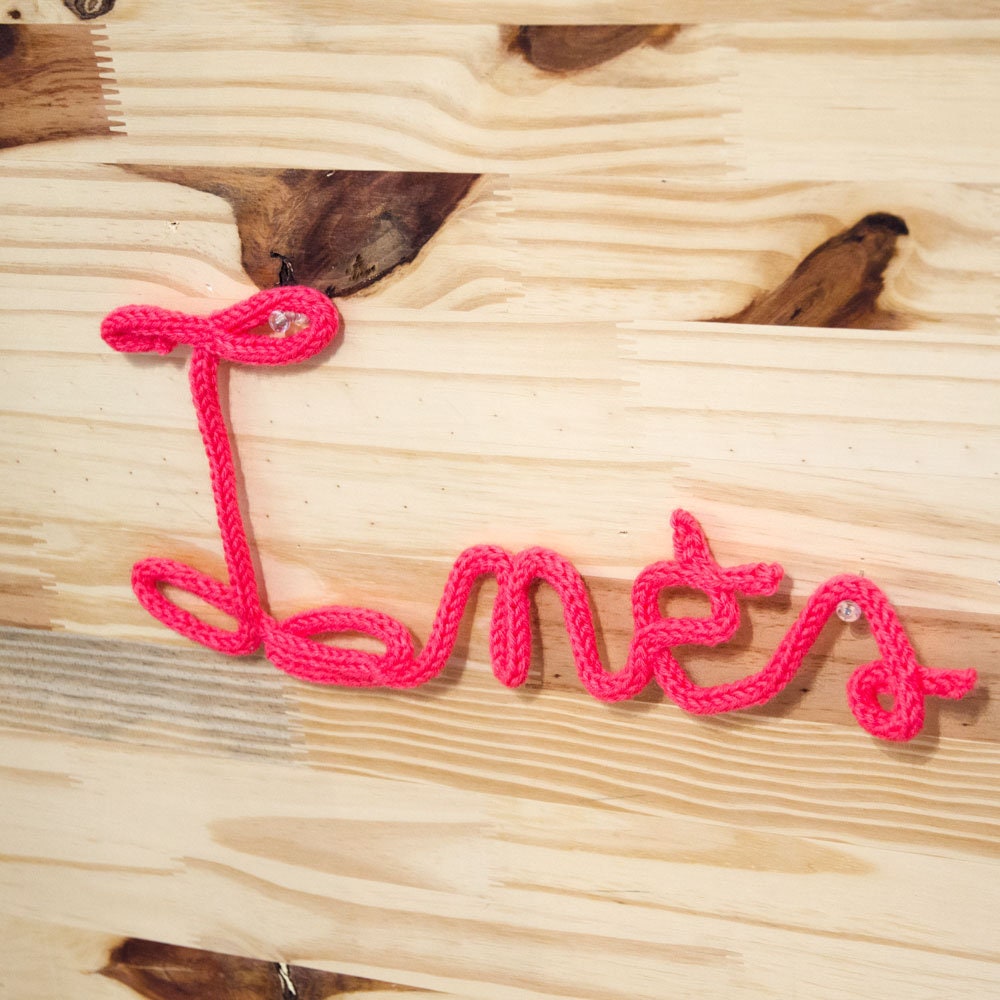 Prénom ou Mot Façonné Au Tricotin, Pour Personnaliser La Décoration de Votre Intérieur