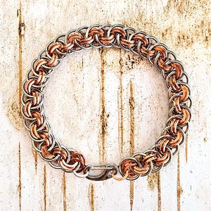 Men&#39;s Stainless Steel and Copper Viper Basket Chainmaille Bracelet