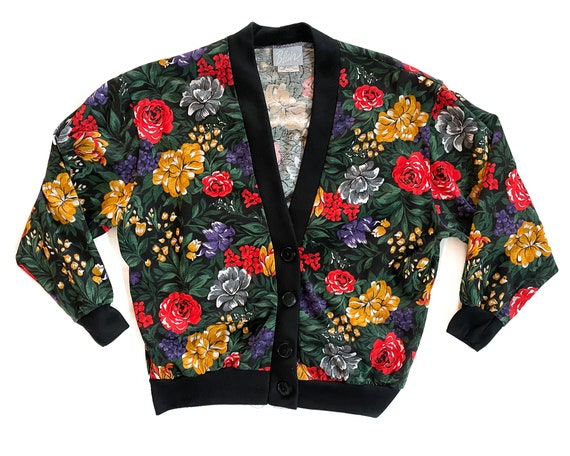 Vintage Cover-Up | Medium Floral Button Up, V-nec… - image 1