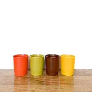 Vintage Cups | Set of 4 Plastic Tupperware Cups | Kid, Picnic, Camping, Camper Dishes