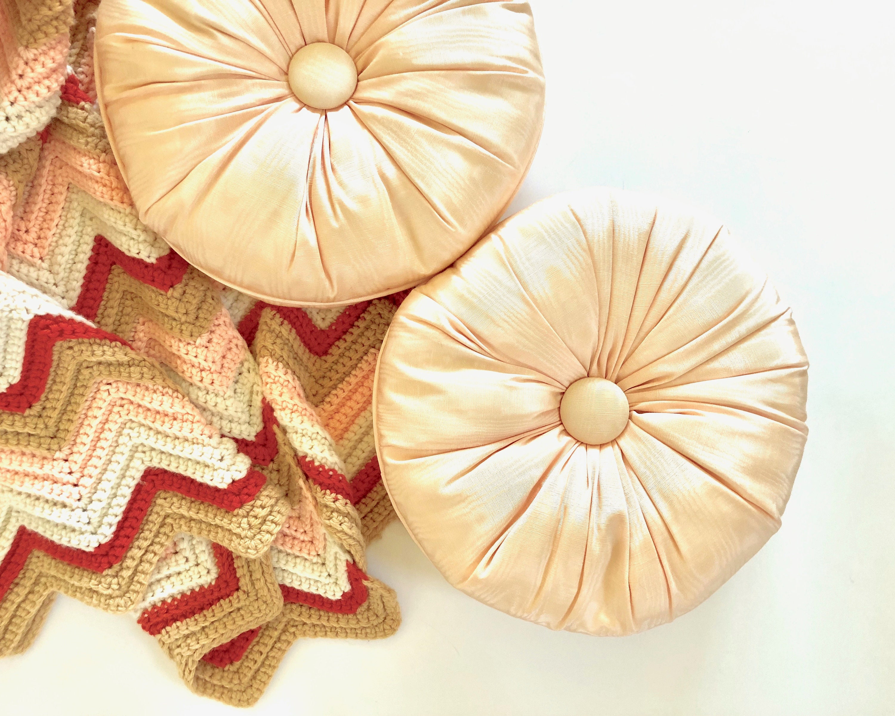 Vintage Pillow Round Tufted Button Throw Pillow Pale Pink Etsy