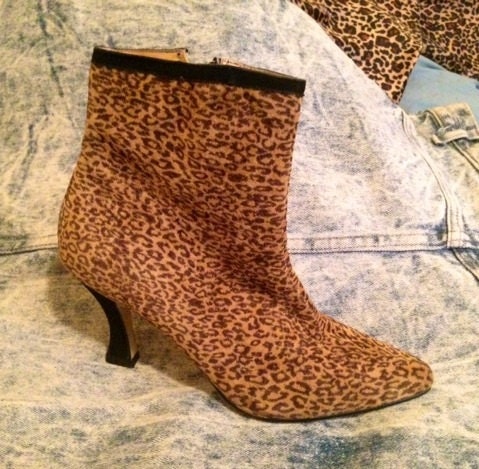 boots plates leopard