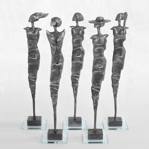 Collection de 5 filles - ensemble de sculptures en étain, sculpture de femme, sculpture en métal, statue de jeune fille, figurine, art, moderne, décoration