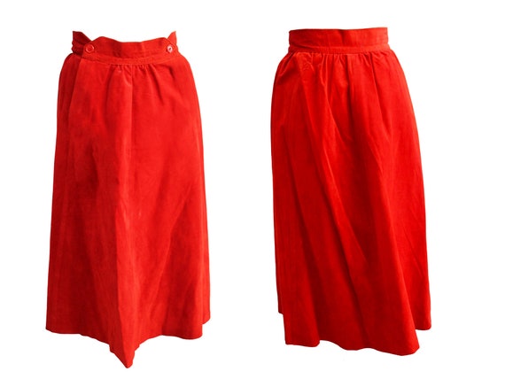 Vintage 1970s red suede leather skirt midi skirt |