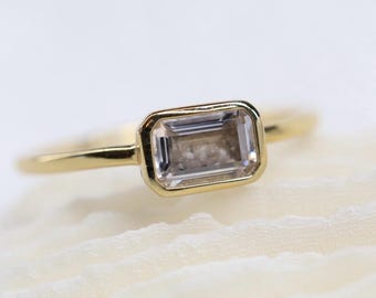 Cremation Ashes Keepsake Ring, CZ Baguette Cremation Diamond Ring, Pet Ashes Rectangle Ring, Emerald Cut Minimalist Ring, Solid Gold Ring