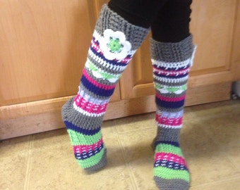 Knee high fun flowered socks green