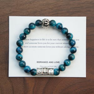 Pulsera de ojo de tigre azul personalizada para hombre | Cuentas con letras o del zodiaco personalizadas | Piedra de fuerza y concentración | Idea de regalo para el Día del Padre