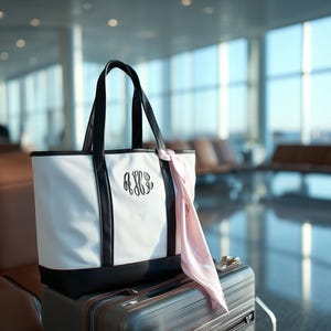 Torba z monogramem ze skóry i płótna, bardzo duża torba, możliwość personalizacji inicjałami – wybierz kolor i styl monogramu