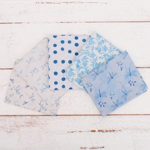 Fat Quarter Bundle - Five Light Blue & White Precut Cotton Fabrics