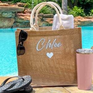 Bestickte Strandtasche, Pool-Zeit, Markttasche, personalisierte Jute-Sackleinen-Einkaufstasche, Geschenk für sie
