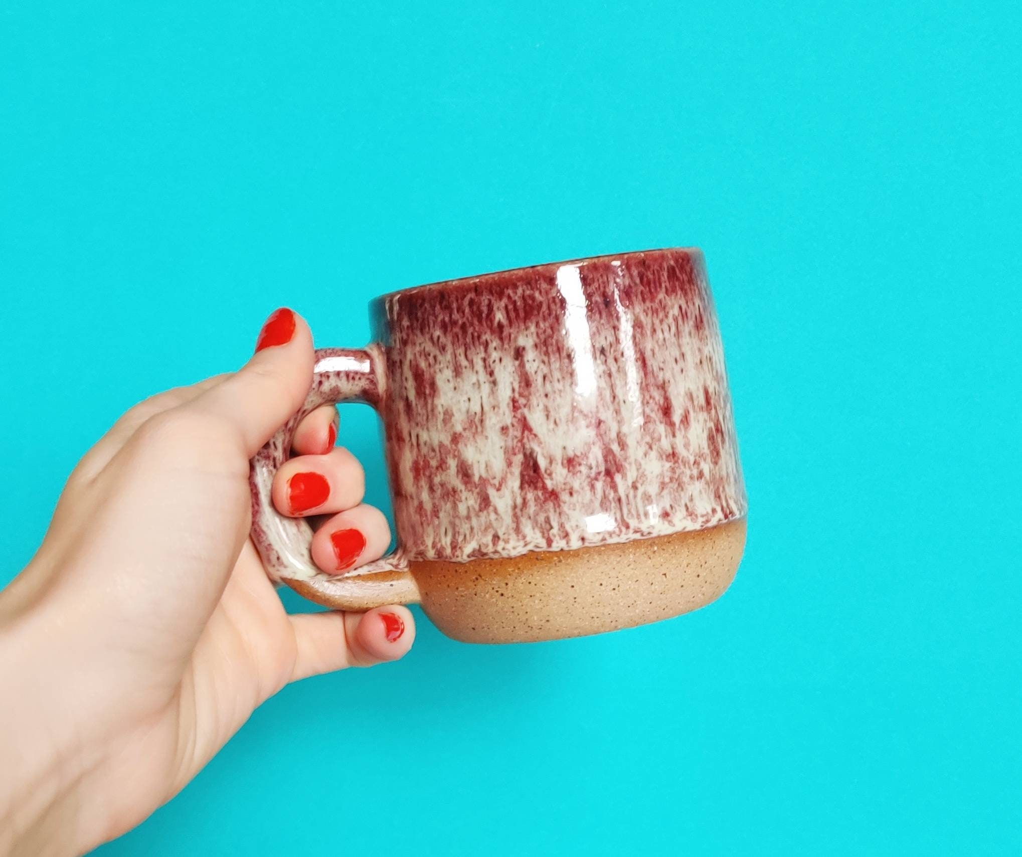 Tasse en Céramique Dans Les Fraises et La Crème