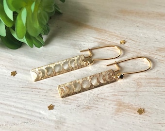 MOON PHASE Dainty Earrings Gold Crescent Full Moon Celestial Hypoallergenic Earrings Gift for Her Girlfriend Boho Jewelry