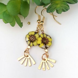 Yellow Hibiscus Flower Earrings, Flower Jewelry, Nature Earrings, Botanical Jewelry, Gardener Gift, Bright Yellow Earrings, Summer Earrings