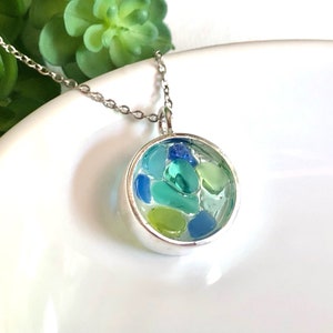 Blue and Green SEA GLASS Necklace, Sea Glass Jewelry, Beach Necklace, Porthole Necklace, Sea Glass Lover, Nature Jewelry, Gift for Her