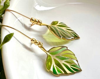 Green Leaf Plant Earrings, Plant Jewelry, Stained Glass Inspired Earrings, Plant Lady Gift, Nature Jewelry, Gardener Gift, Boho Earrings