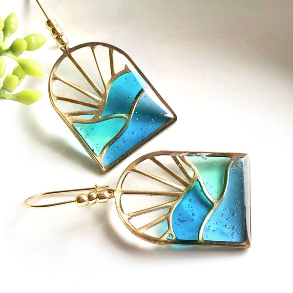 Blue OCEAN WAVE Earrings, Ocean Jewelry, Sun Jewelry, Sun Earrings, Beach Earrings, Beach Theme Jewelry, Stained Glass Earrings