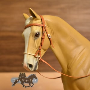 Side Pull Hackamore for Traditional Model Horses (1:9 scale)
