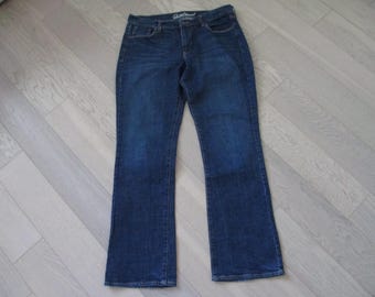 Old Navy The Sweetheart jeans : size 12  reg . boot cut