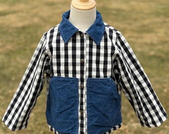 Giacca da lavoro a quadretti fatta a mano per bambini di 4 anni / Giacca per bambini in bianco e nero / Giacca con inserti in denim / Giacca unisex per bambini piccoli / Giacca in cotone di alta qualità