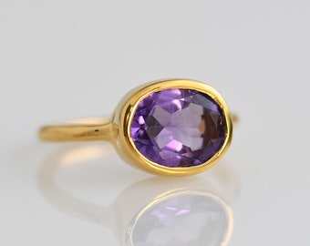 Amethyst Ring - Oval Ring - Bezel set ring - February Birthstone Ring - Gemstone Ring - Stacking Ring - Gold Ring - Bridal jewelry