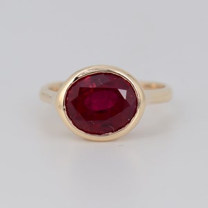 Pigeon Blood ruby ring, 14k Solid gold ring, Oval Pegion Ruby ring, Statement Gold ring, Stackable gemstone ring, Open Bezel set ring